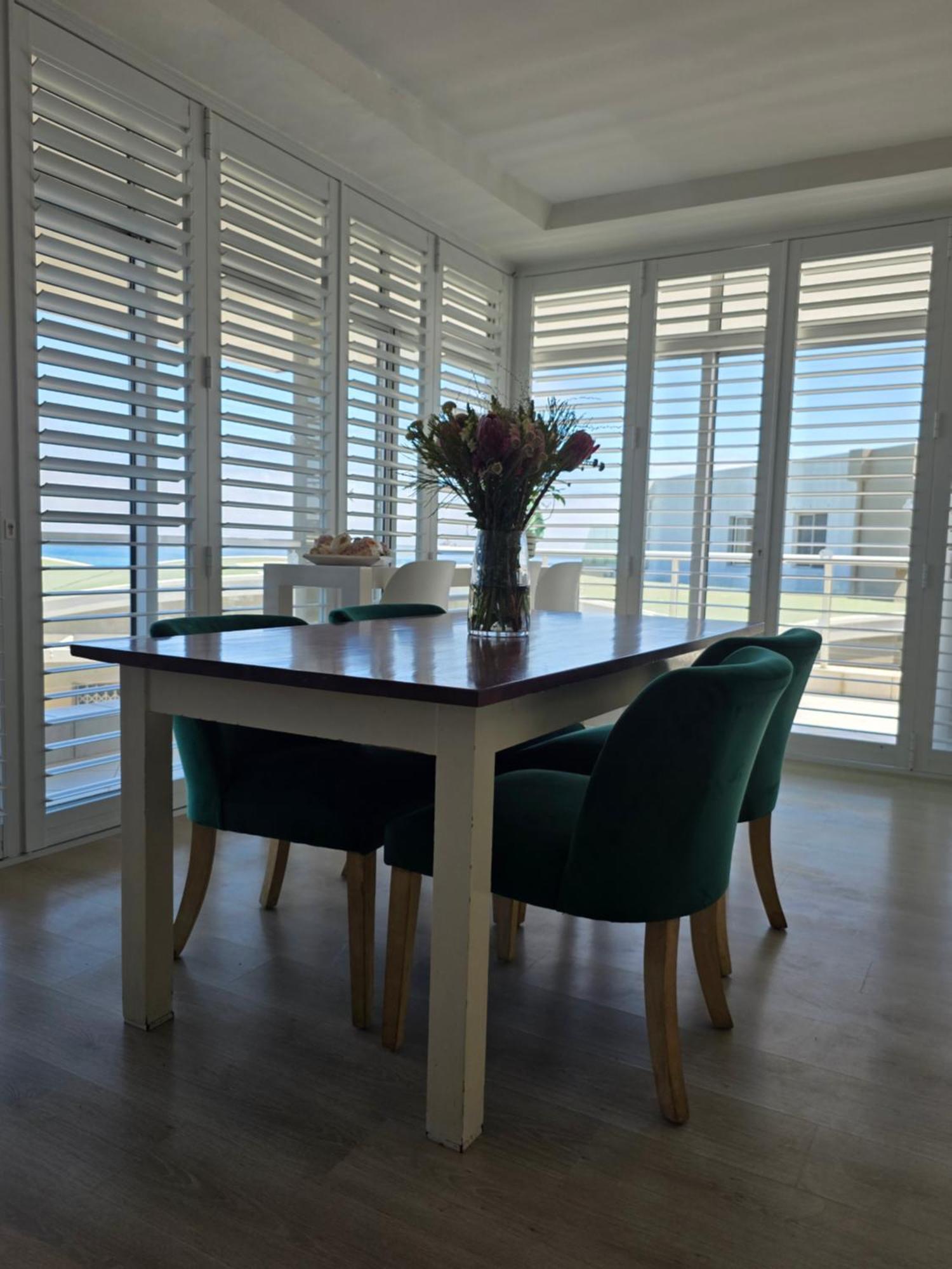 Dolphin -kite Apartment